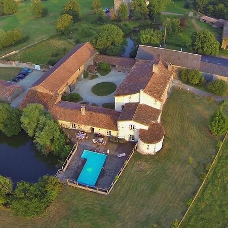 Les Chambres Du Logis Du Chatelier Bressuire Εξωτερικό φωτογραφία